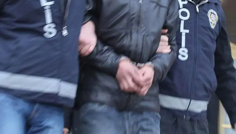Konya'da Şok Dolandırıcılık Operasyonu: 13 Kişi Gözaltına Alındı!