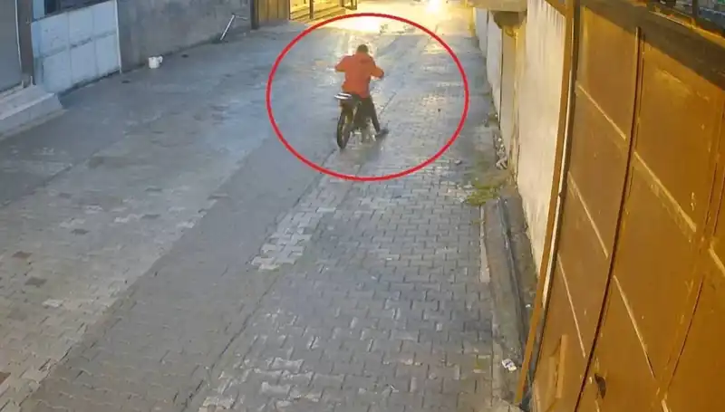 Hırsızlıkta Yeni Bir Boyut: Arızalanan Motosiklet Hırsızı Durduramadı!