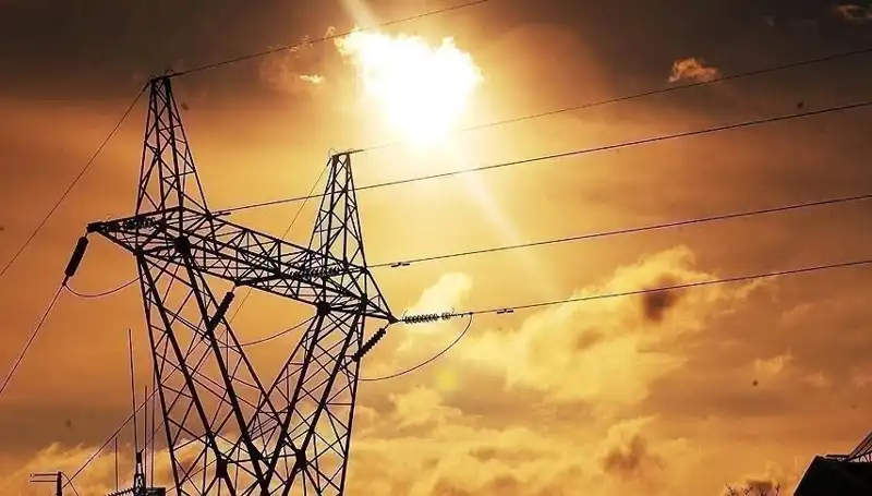 Günlük Elektrik Üretim ve Tüketim Verileriyle Enerji Pazarı Analizi