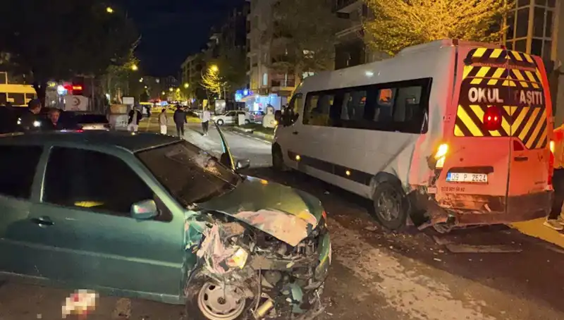Minibüs Kazasında 6 Kişi Yaralandı: Detaylar Sıra Dışı