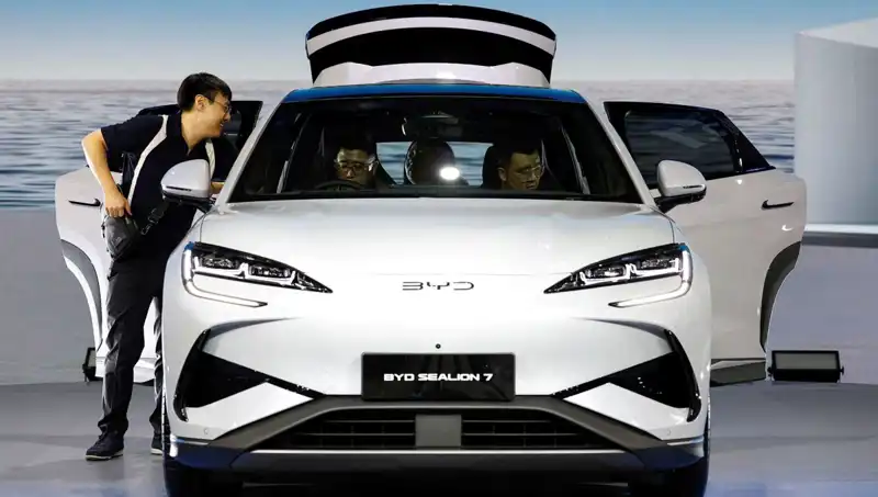 BYD, Tesla'dan Bir Adım Önde: Satışları 100 Milyar Dolara Ulaştı