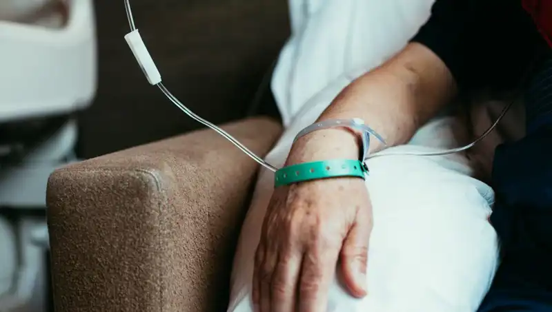 Düğün Stresi Sandı, 4. Evre Kolon Kanseriyle Yüzleşti