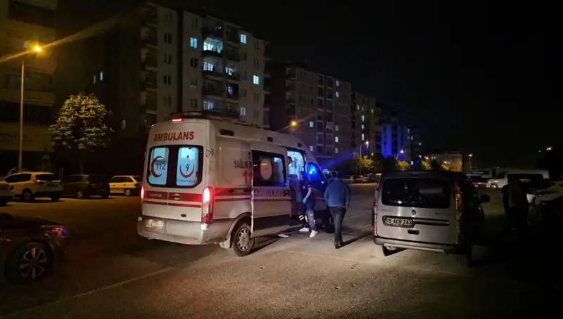Dünürler Arasındaki Kavgada Kan Aktı: İki Tarafa da Gelen Yaralanmalar