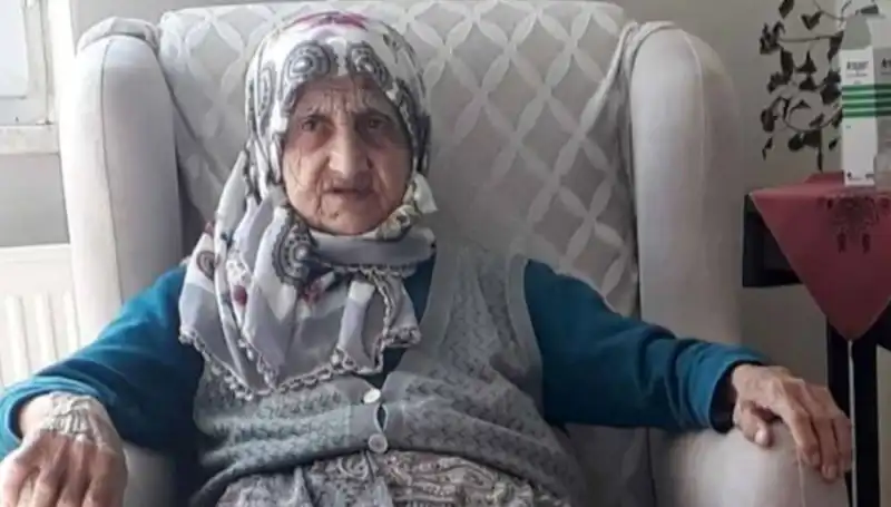 Dikkatsiz Sürücü Faciası: Yaşlı Kadın Hayatını Kaybetti