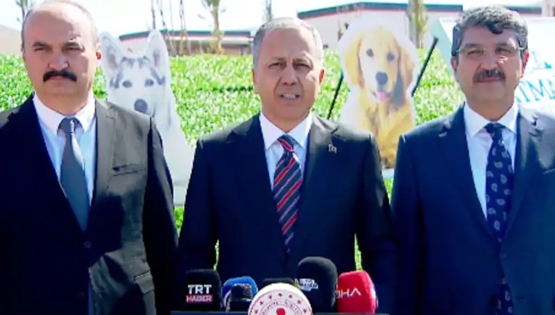 Sokak Köpekleri Tartışması Alevlendi: İçişleri Bakanlığı 81 İle Müfettiş Gönderdi