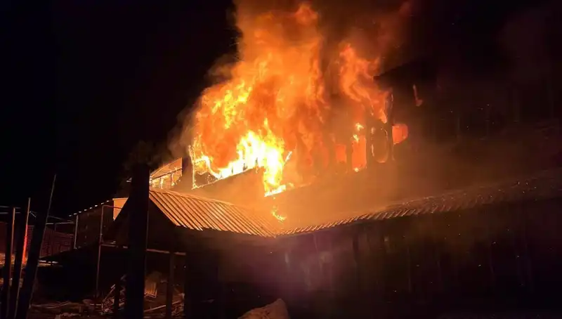 Uludağ'da Kapalı Otele İtfaiye Ulaştı! Korkutan Yangın ve Denetimler