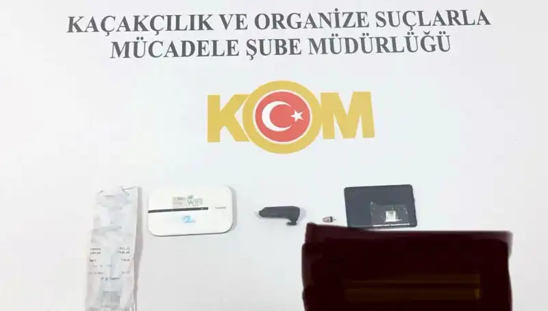 : Ehliyet Sınavında Kopya Skandalı: Gençlerin Dikkat Çeken Yöntemi