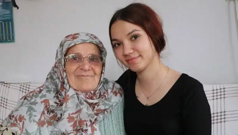 Anneanne Terliği Silah Sayılarak 4 Yıl Hapis Cezası Aldı!