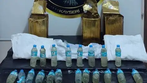 Bal Tenekelerinde Yakalanan Kilolarca Metamfetamin Şok Etti