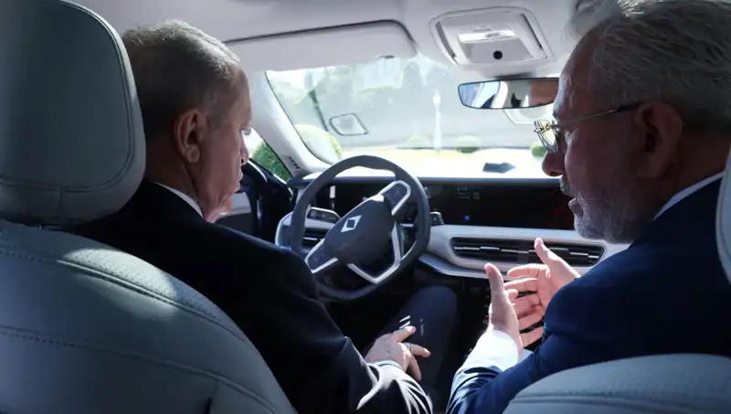 Cumhurbaşkanı Erdoğan, Togg'un Yeni Modeli ile Geleceği Deneyimledi