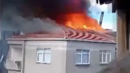 Bağcılar'da Alevler Yükseliyor: Beş Katlı Bina Kül Olma Tehlikesiyle Karşı Karşıya