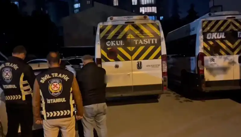 Geçtiğimiz Günlerde Tepkilerin Hedefi Olan 2 Servis Sürücüsü Tutuklandı
