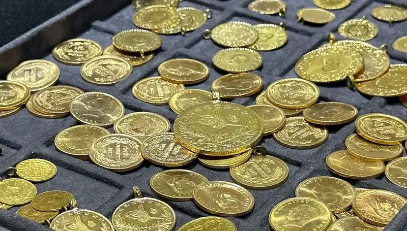 Hafta Sonu Altın Fiyatları: Yükselecek Mi Yoksa Düşecek Mi?