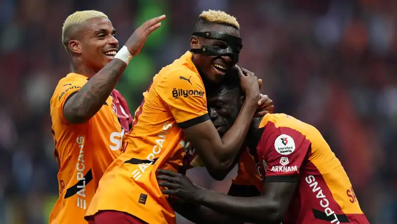 Lemina'dan Osimhen Mesajı: Kararlarına Saygı Duyalım