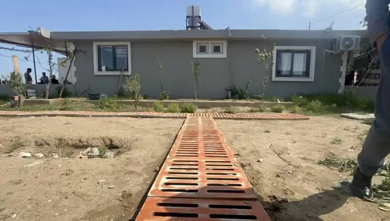 Kaçak Yapıda Bulunan Mazgalların Sırrı: Dekor mu Yoksa Tehlike mi?