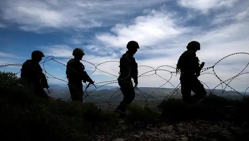 İki İlde Düzensiz Göçmen Operasyonu: 32 Kişi Yakalandı!