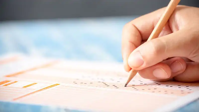 Sınav Başarının Sırrı: En Verimli Çalışma Saati Nedir?