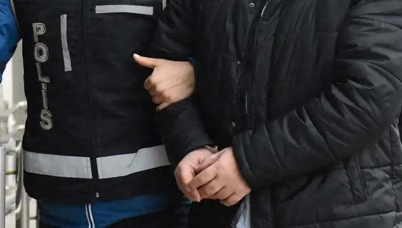 Sosyal Medyada Kadın Profiliyle Yapılan 500 Milyonluk Dolandırıcılık: 12 Şüpheli Yakalandı