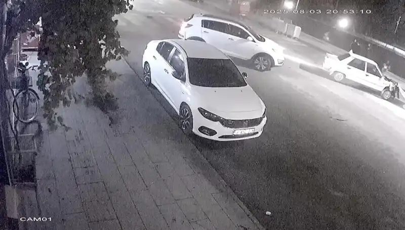 Yayalara Yol Vermek İsterken Yaşanan Şok Edici Kaza