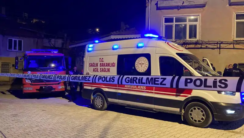 Yaşlı Adamın Evinin İçinde Yanmış Halde Bulunmasının Ardındaki Gizem