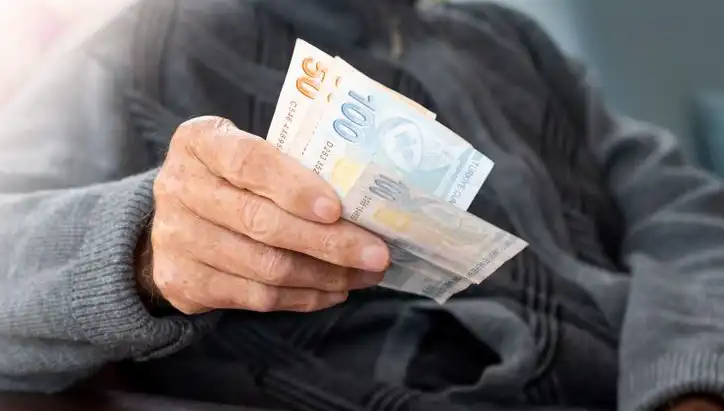 Emekli Ikramiyesine Büyük Zam: 4 Bin TL Olacak mı?