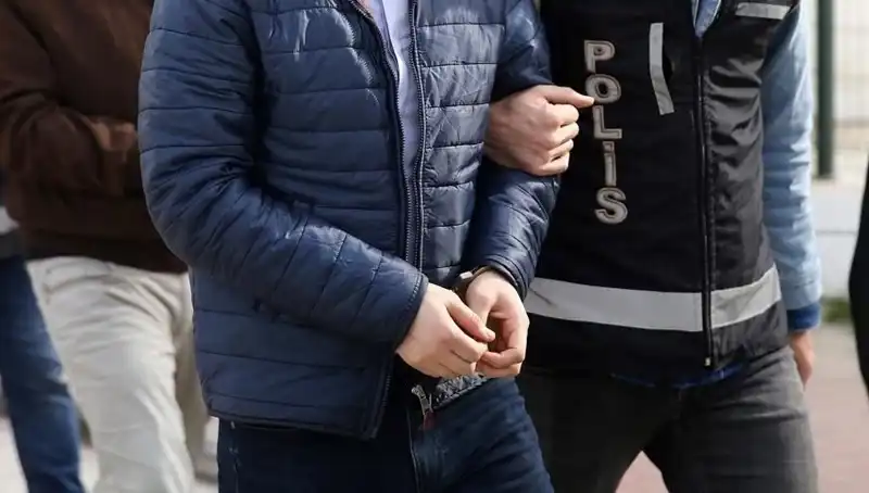 Gözaltındaki Hırsızlar: Suçüstü Yakalanan 5 Kişi Tutuklandı