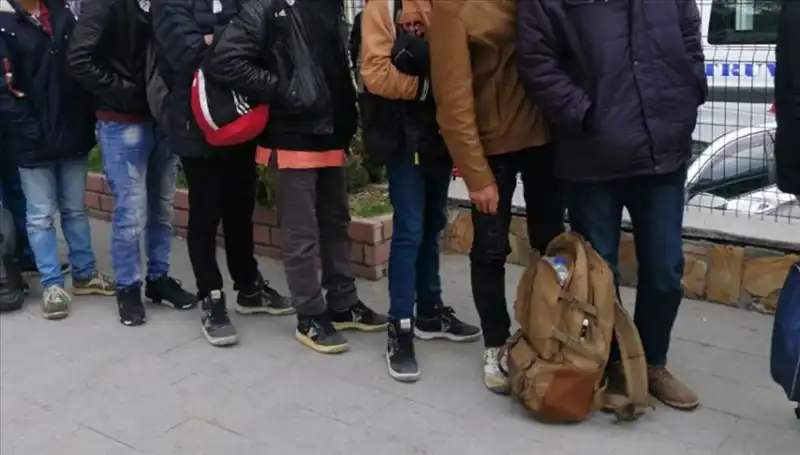 Edirne'de Yakalanan 10 Düzensiz Göçmenin Hikayesi Nedir?