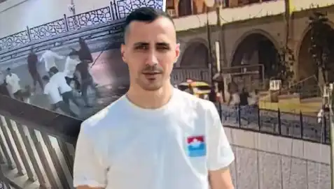 Taksim Meydanı'nda Dehşet: Altı Kişi Birini Döverek Hayatına Son Verdi