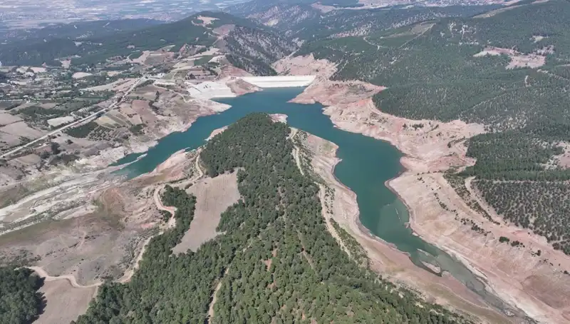 Denizli'de Su Krizi Kapıda: Doluluk Oranı Yüzde 23'e Düşerken Su Tasarrufu Şart!