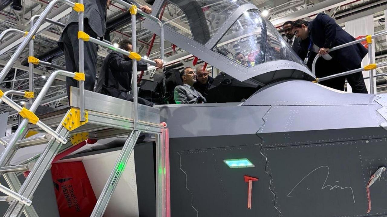 Yerli hava aracı KAAN'ın 2'nci prototipi tanıtıldı