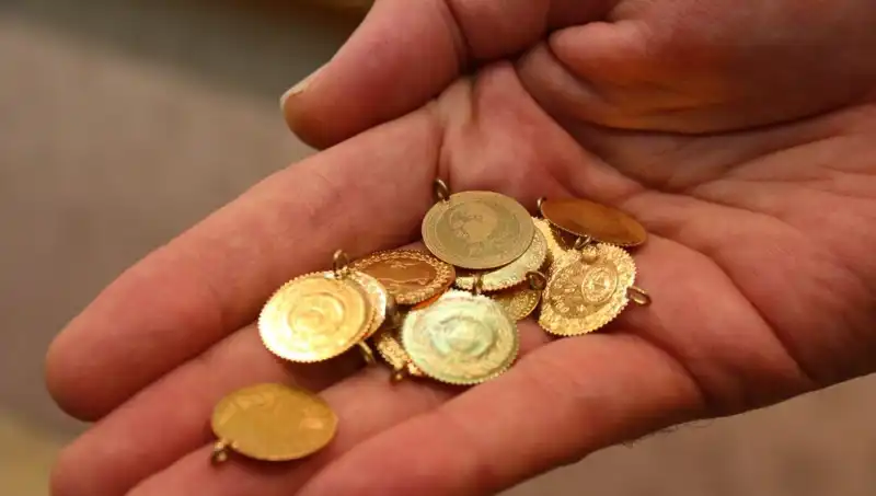 30 Nisan 2023 Güncel Altın Fiyatları: Gram ve Çeyrek Altın Değişimleri
