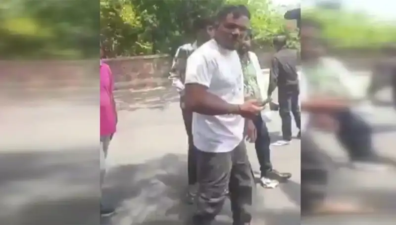Uçakta Yaşanan Şok Olay: Yolcunun Korkulu Anları