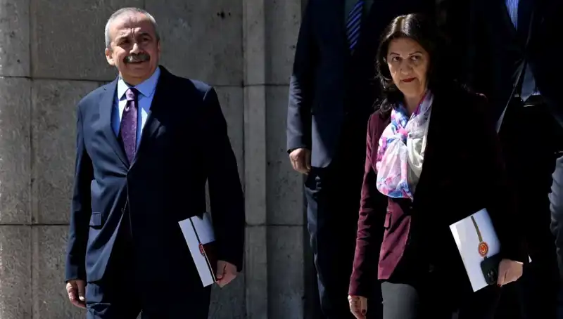DEM Heyeti, Pervin Buldan ile Yasal Adımları Görüşmek İçin Toplanıyor