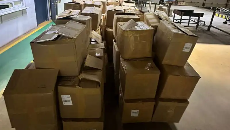 Kargo Şirketinin Deposunda Şok Edici Kaçak Tütün Operasyonu