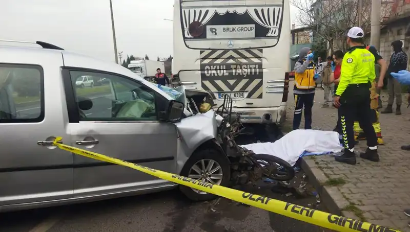 Manisa'da Korkunç Trafik Kazası: Bir Hayat Gitti, Bir Kişi Yaralı