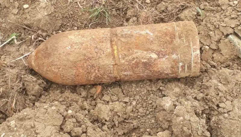 Çanakkale'de Tarihi Korku: Patlamamış Top Mermisi Bulundu!