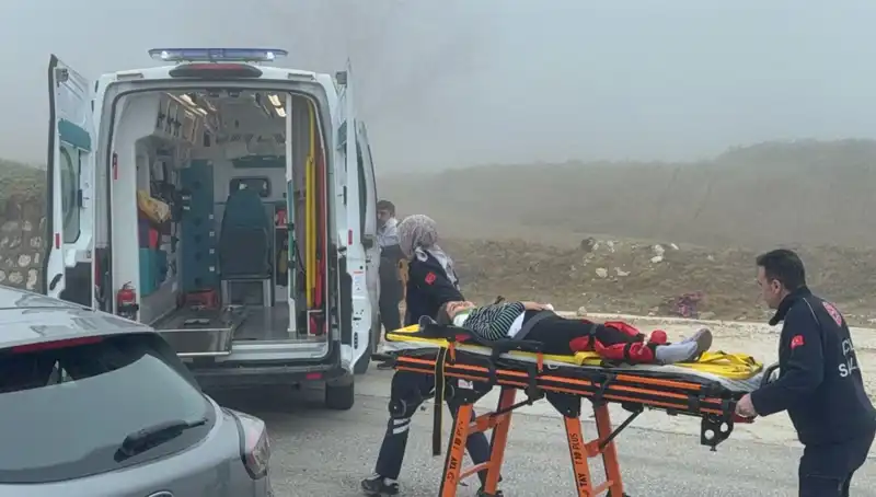 Düzce'de Görüş Mesafesinin Düşmesiyle Feci Kaza: 6 Yaralı
