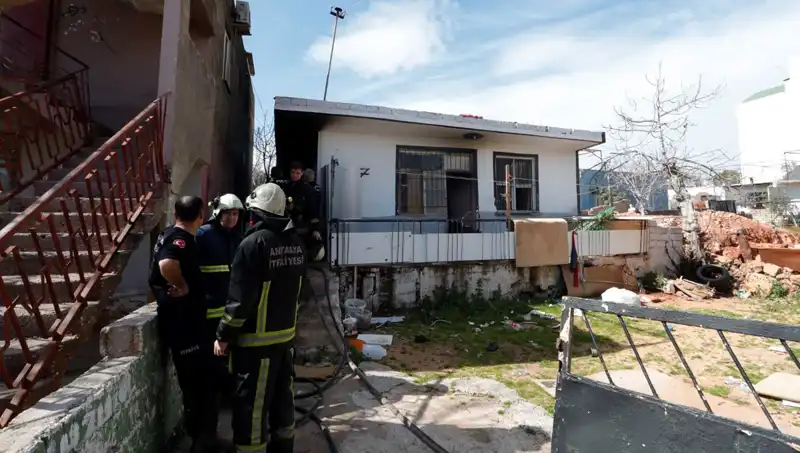 Antalya'da Gecekondu Yangını: Yangının Sebepleri ve Etkileri Neler?